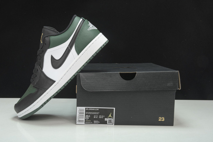 q22 air jordan 1 low “green toe”  553558-371