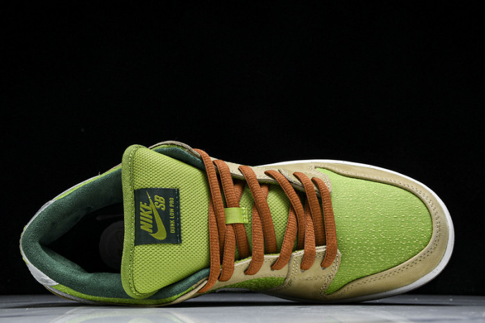 nike sb dunk low “escargot”  fq7585-200
