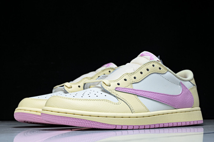 Air Jordan 1 Retro Low OG SP Travis Scott Shy Pink IQ7604-101
