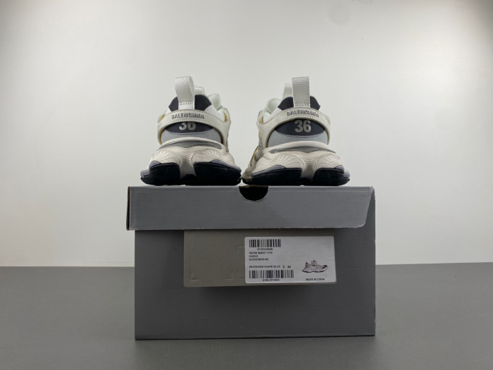 b*al*enciaga cargo  bco-006