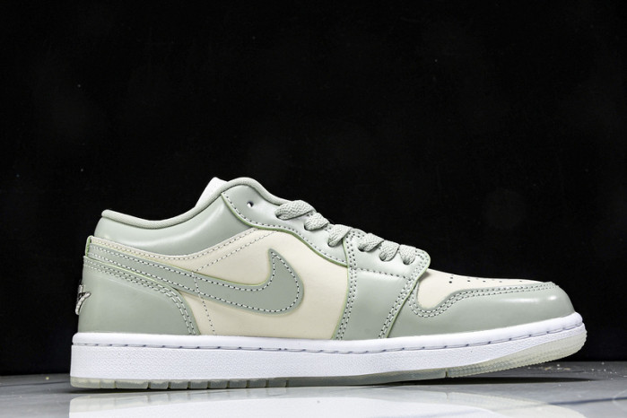Air Jordan 1 Low OG HF4078-100