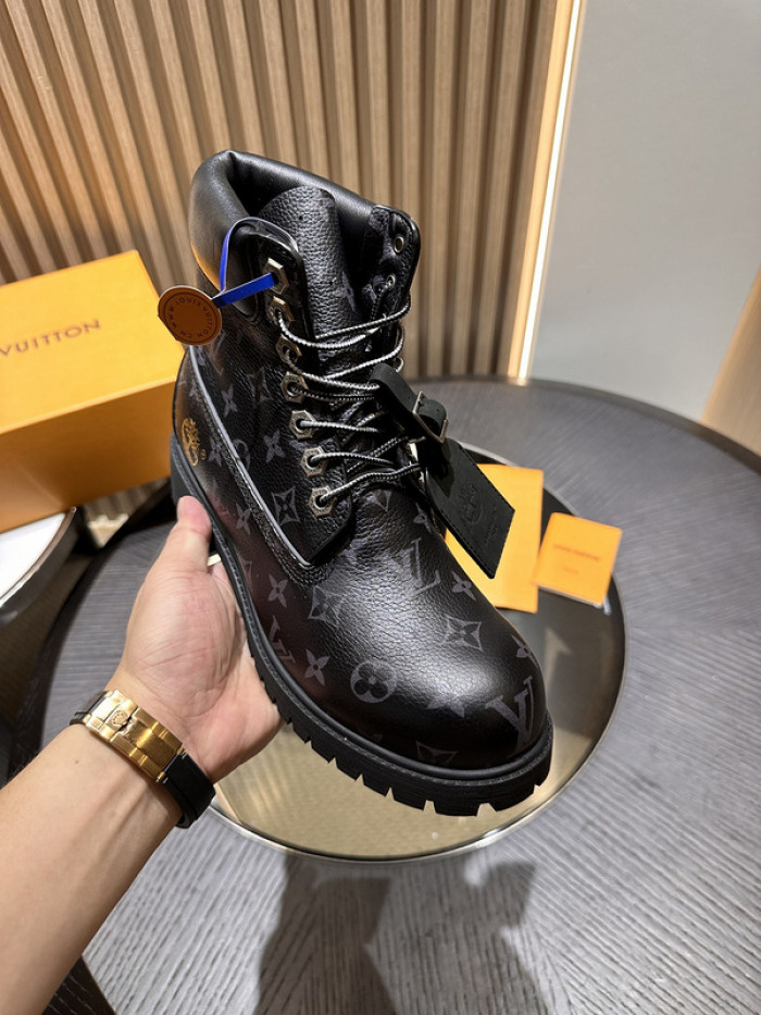 L**V**T* BOOTS LVTBS-012