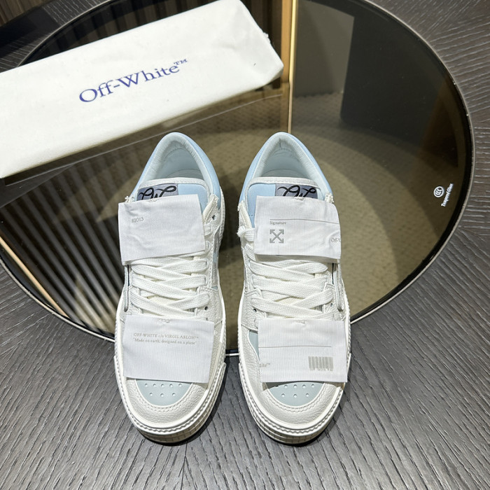 C/O​ SNEAKERS CO-015