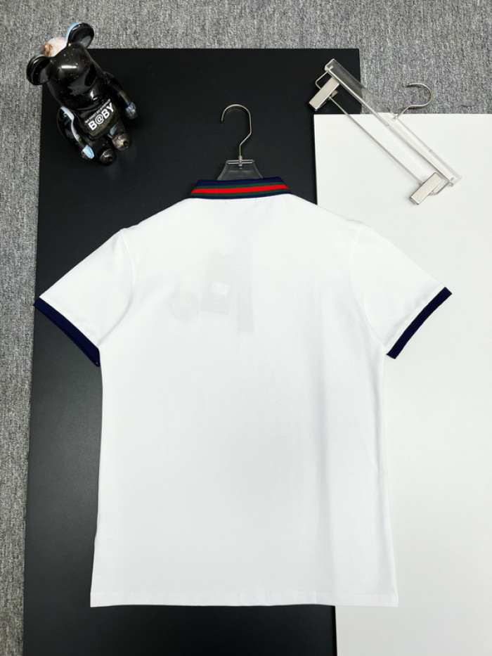 G*UCCI CLOTHES GICS-023