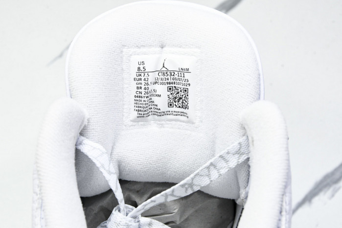 Air Jordan 3 Retro “Pure Money” CT8532-111