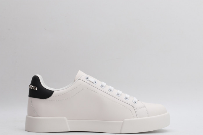 dg  sneakers  dg -053