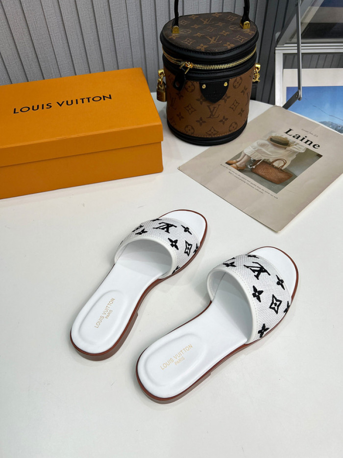 L*VT SANDALS LVLSS-001
