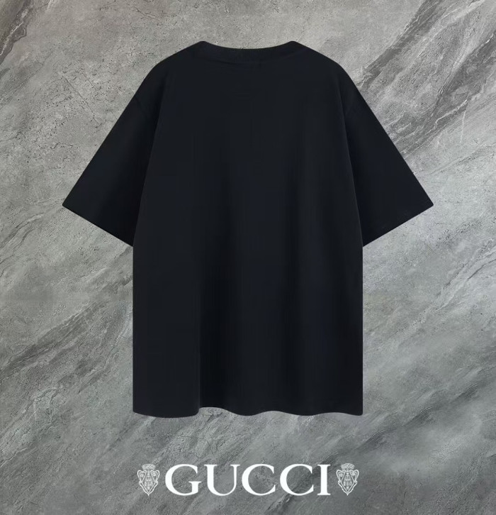G*UCCI CLOTHES GICS-029