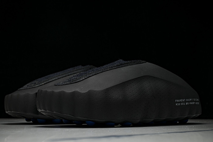 Mind 001 Slide Light Smoke Grey IQ8502-001