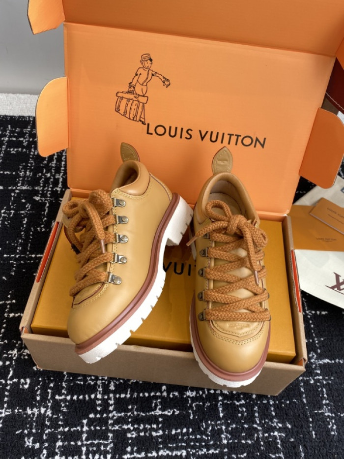 L*VT PLATFORM LOAFERS LPLS-006
