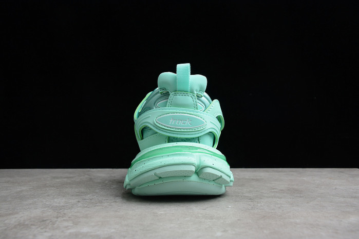 Ba*len*cia*ga track trainer  btt-013